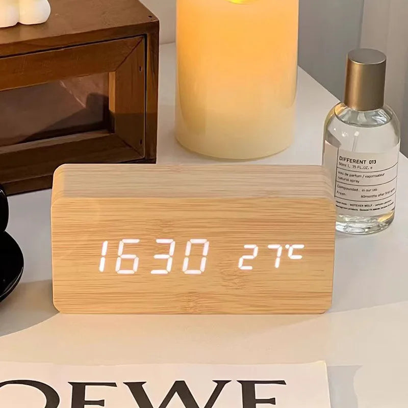 Wooden LED Digital Alarm Clock – clock front display