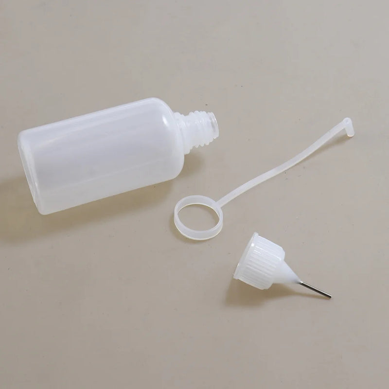 5ml 10ml 15ml 30ml 50ml 100ml 120ml PE Plastic Squeezable Tip Applicator Bottle