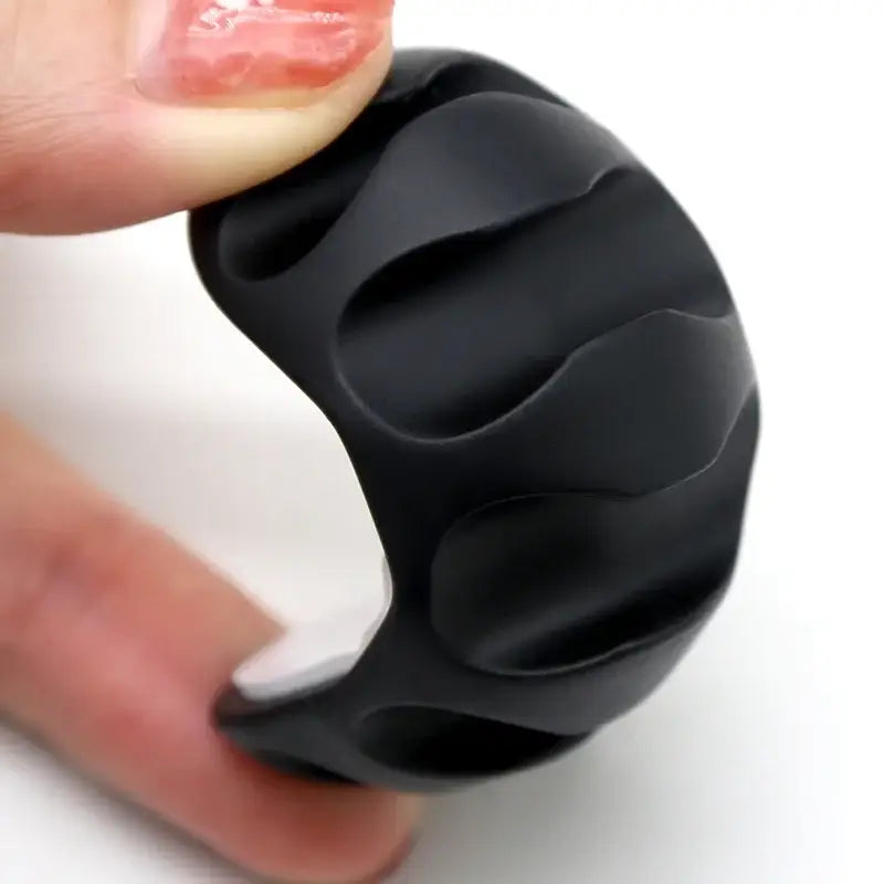 Black silicone ring with textured surface from NoEnName Null Type Silicone USB Cable Manager