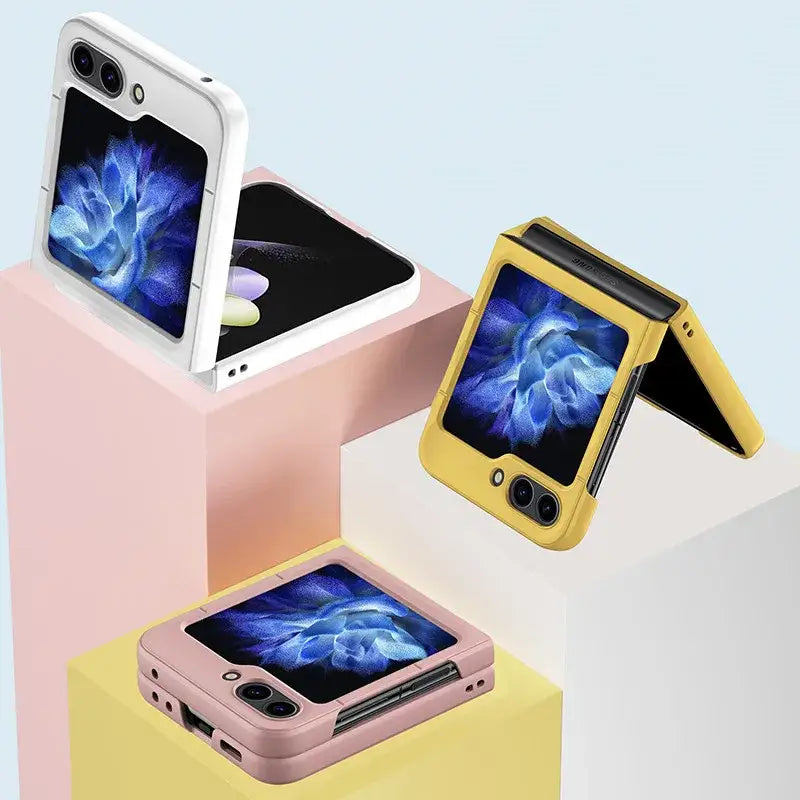 Foldable smartphones with blue floral displays in Zou Yuan Yuan Half-Wrapped Case