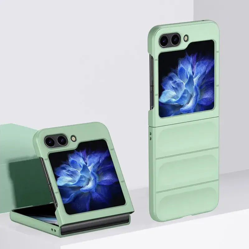 Mint green foldable smartphone with blue floral display, Zou Yuan Yuan case featured