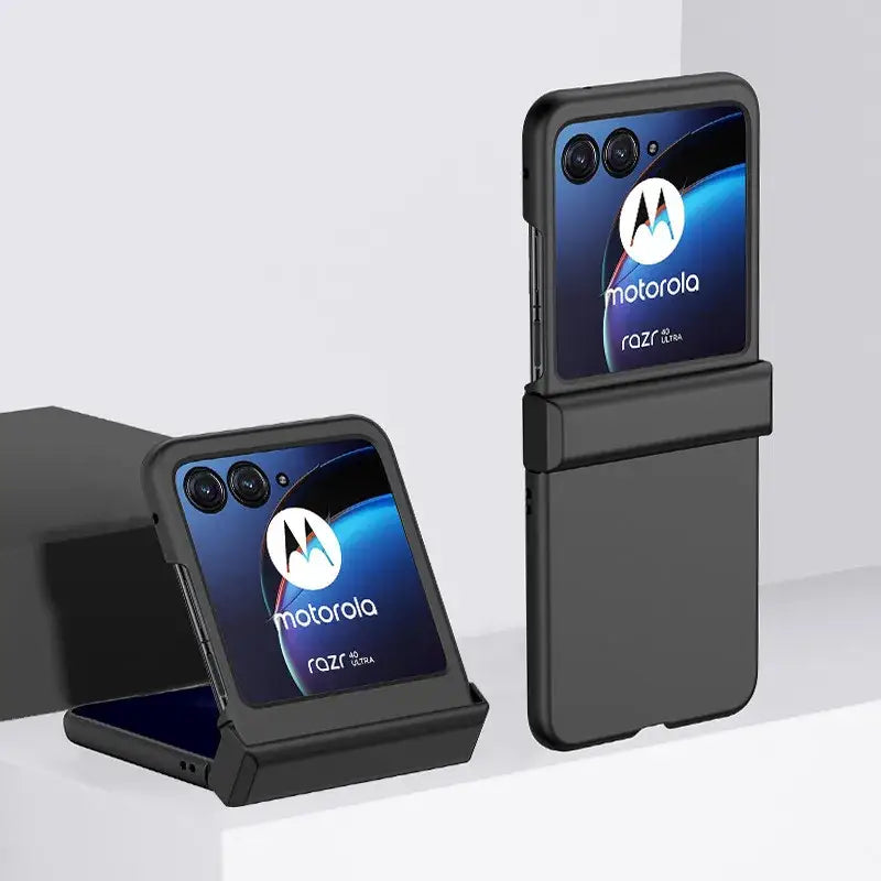 Foldable Motorola smartphone with dual screens in Zou Yuan Yuan case from Mainland China