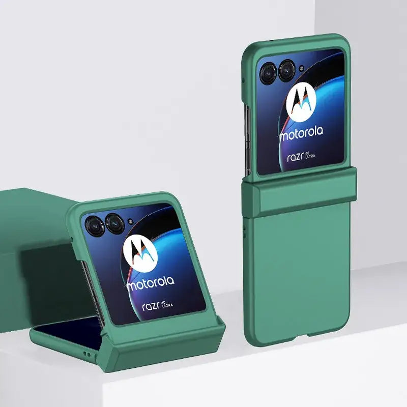 Foldable green Motorola smartphone with dual cameras, showcased in Zou Yuan Yuan case